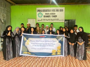 Berbagi, Perkumpulan Jurnalis AWAS Sulbar Patungan Santuni Anak Panti di Mamuju