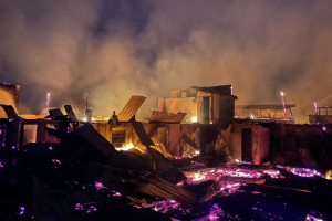 Kebakaran di Balanipa Polman