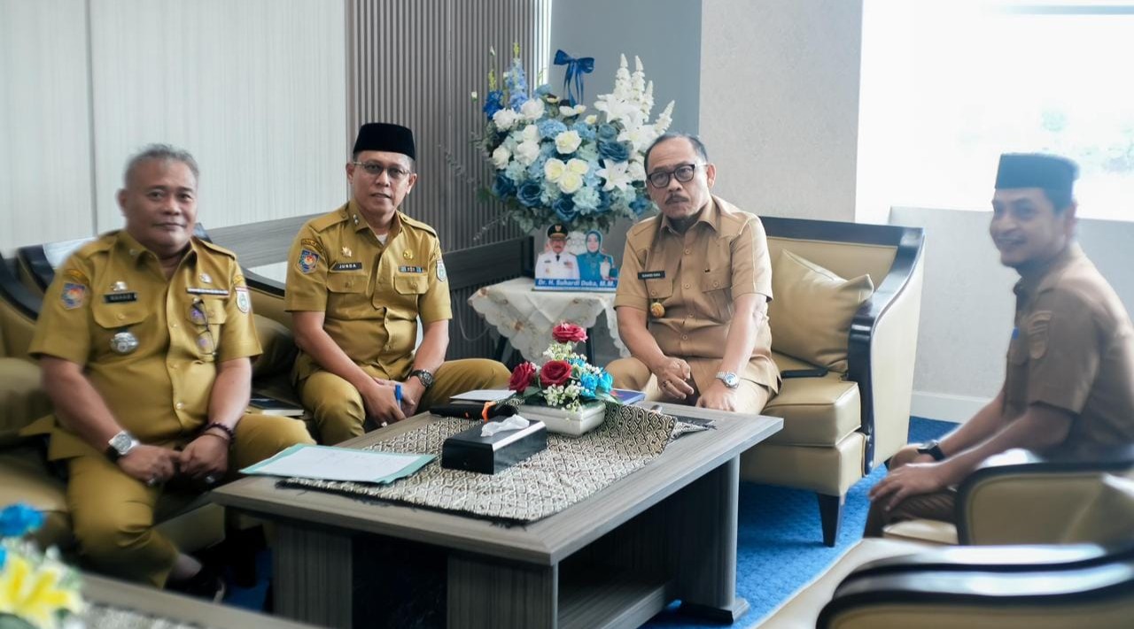 Rapat Gubernur, Sekda, dan BPKAD Sulbar