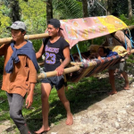 Warga Siraun Ditandu 18 Km ke Puskesmas, Kades Harap Ambulans Desa