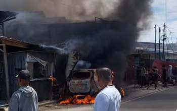 Kebakaran Tasiu Kalukku