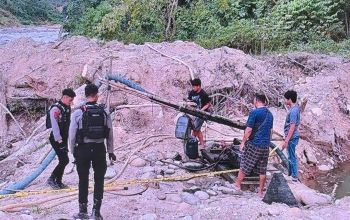 Tambang emas Ilegal Kaumpung