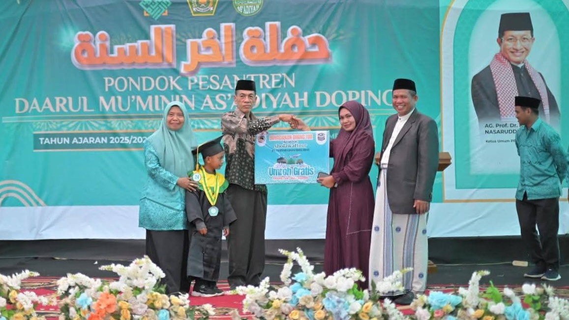 135 Santri Ponpes Daarul Mu’minin As’adiyah Doping Diwisuda, Wali Santri Dapat Hadiah Umrah Gratis