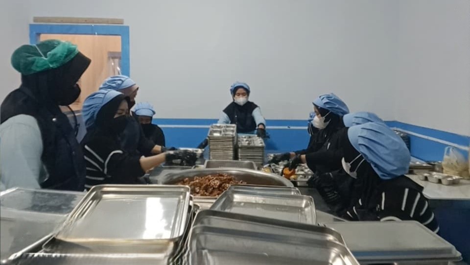 SPPG Diponegoro Mamuju Perketat Standar Kebersihan Sajian Makan Bergizi Gratis