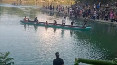 Diterkam buaya