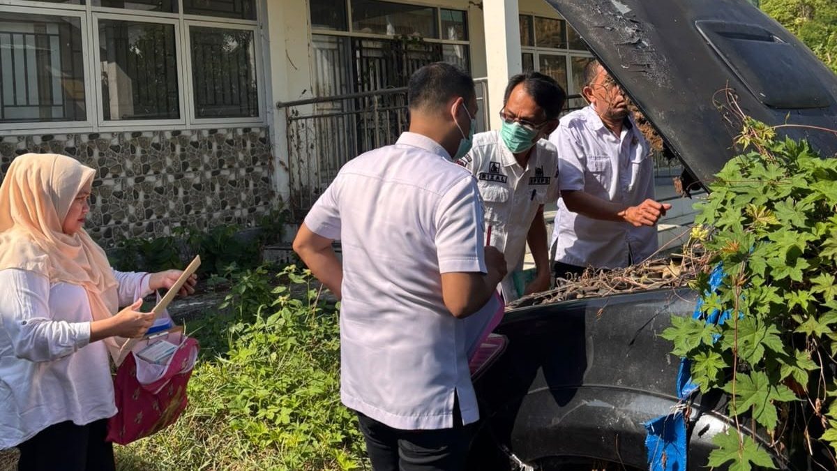 Pemprov Sulbar periksa dan catat aset terbengkalai yang akan dilelang.