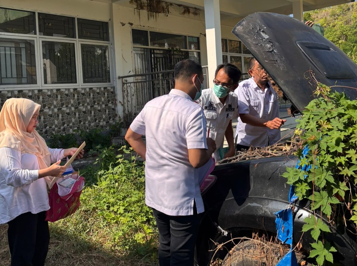 Pemprov Sulbar periksa dan catat aset terbengkalai yang akan dilelang.
