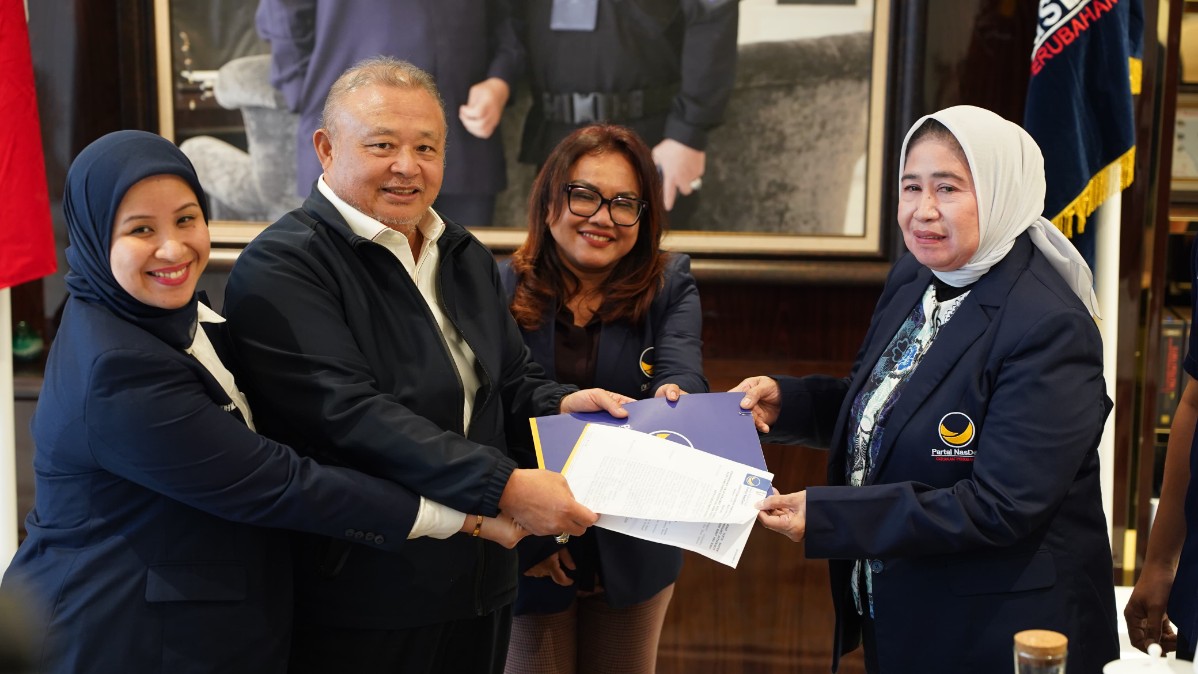 Breaking News : Fatmawati Salim Dapat Rekomendasi NasDem Maju Calon Wagub Sulbar