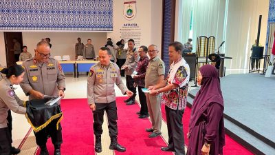 Ketuk Doors Polda Sulbar
