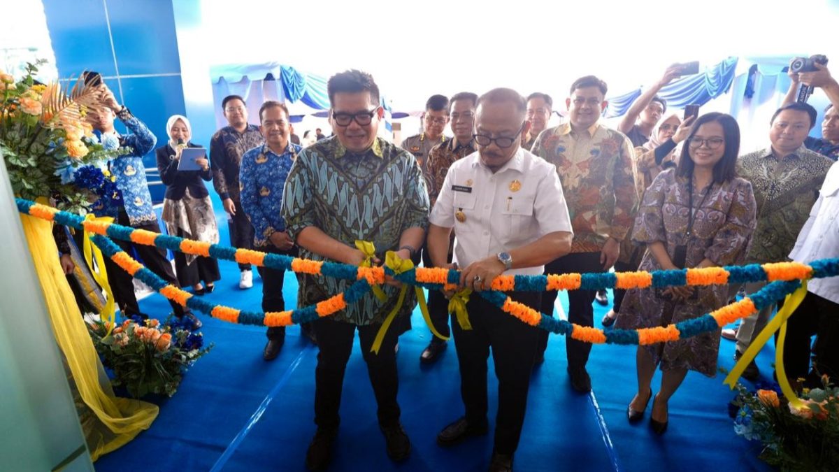 Gubernur SDK Resmikan Gedung Baru Taspen Sulbar