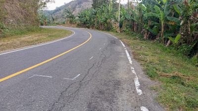 Rehabilitasi jalan Mamuju-Mamasa.